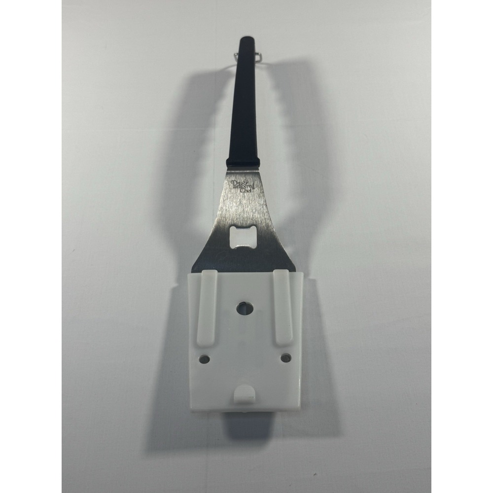 The Pampered Chef Bar-B-Boss Spatula Multi Tool With Cover